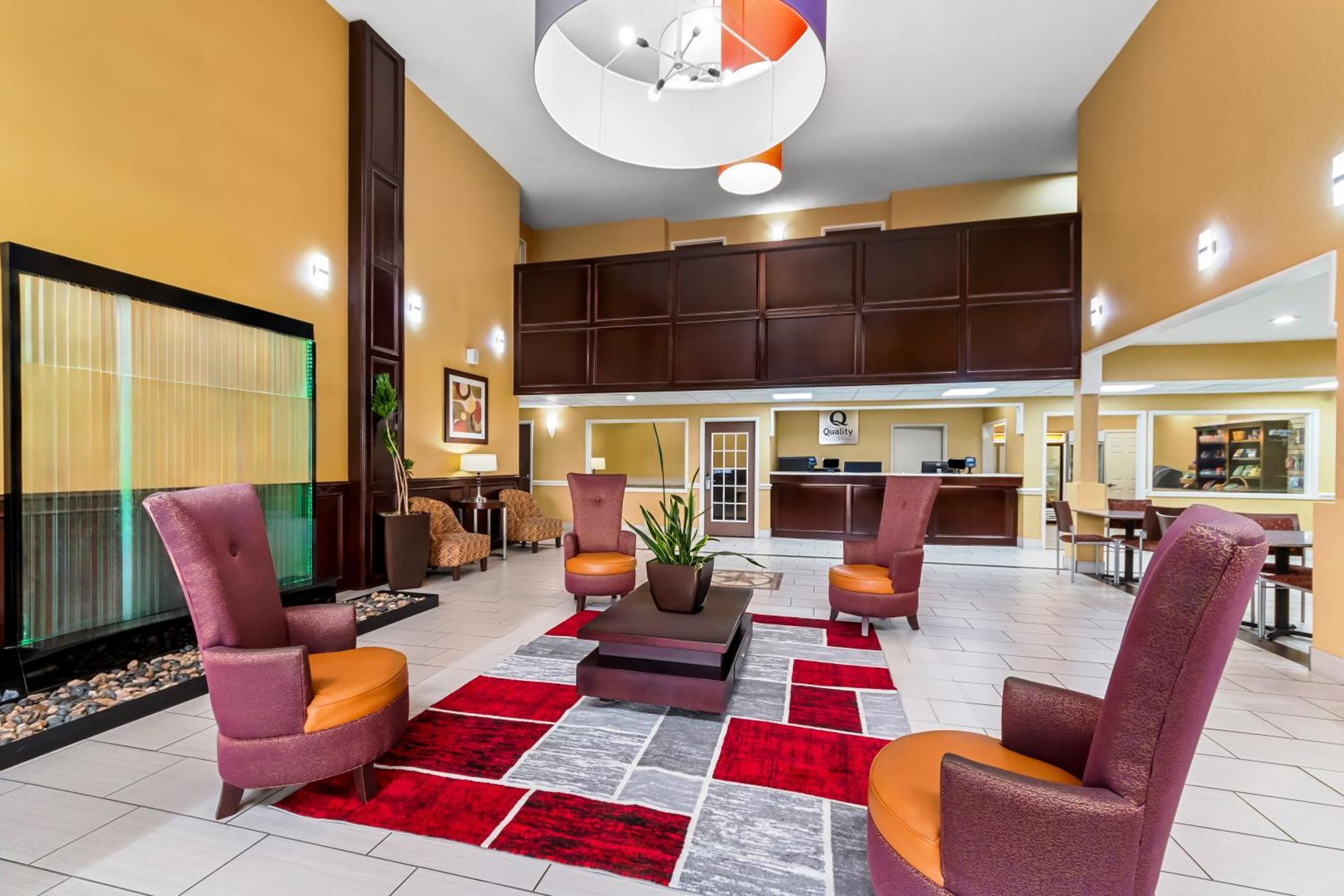 Quality Inn & Suites Airport North - Stone Oak San Antonio Extérieur photo
